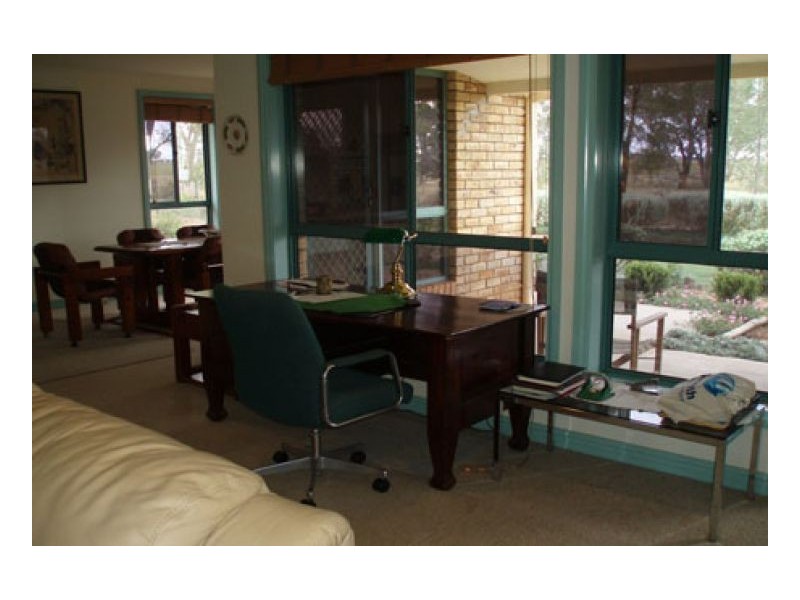HAWK LOCH, Tamworth NSW 2340