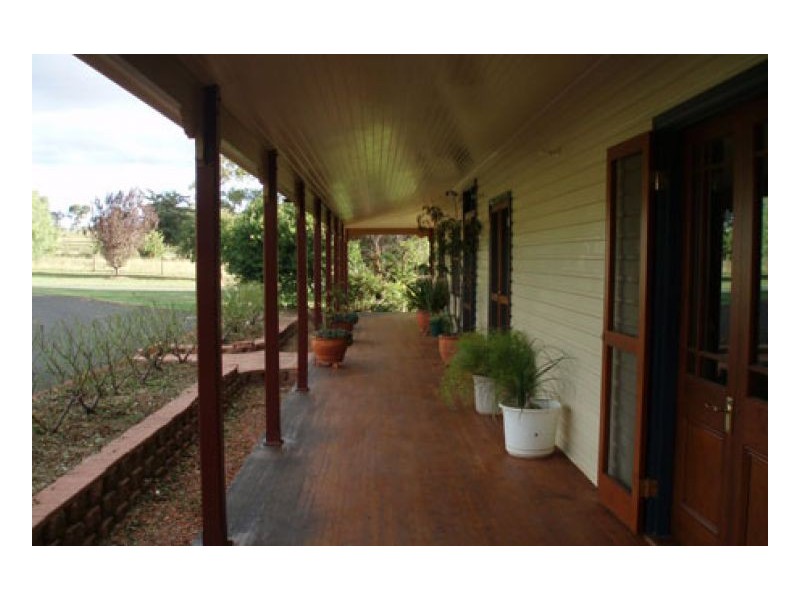 ALLAWAH, Tamworth NSW 2340