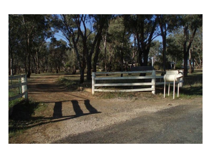 GLENWARRI, Tamworth NSW 2340