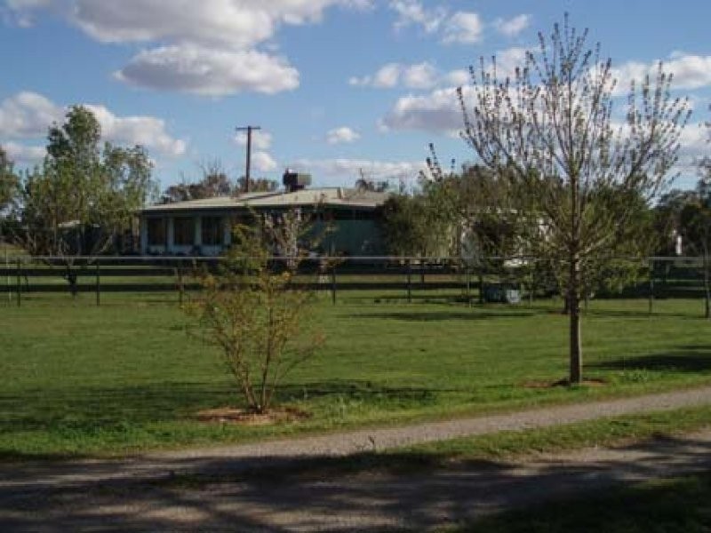 BRONZEWOOD, Tamworth NSW 2340