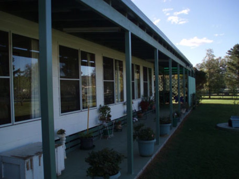 BRONZEWOOD, Tamworth NSW 2340