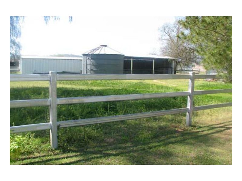 BRONZEWOOD, Tamworth NSW 2340