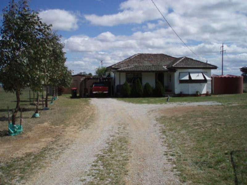 1A Warwick Road, Tamworth NSW 2340