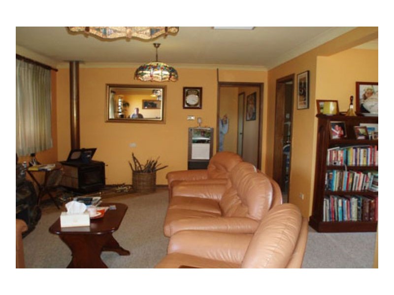 WOODLANDS, Tamworth NSW 2340