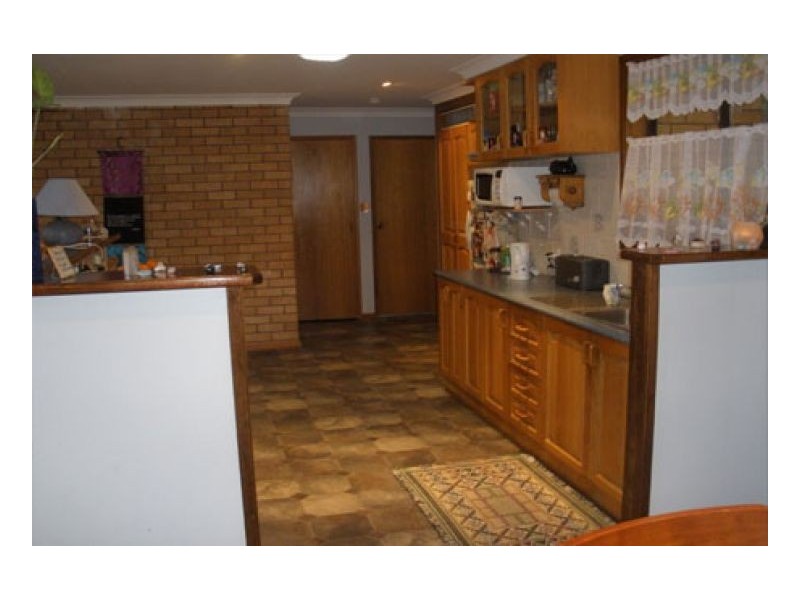 7 LINDON CRES, Kootingal NSW 2352