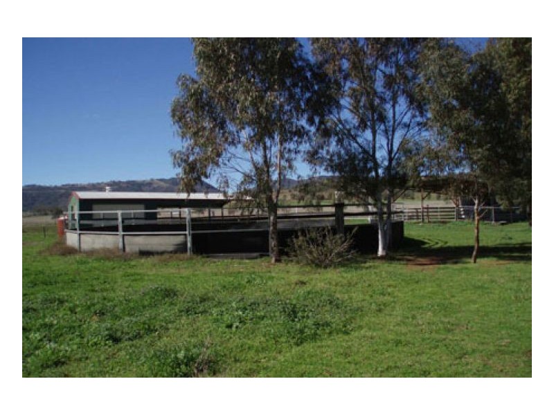 BELMONT, Tamworth NSW 2340