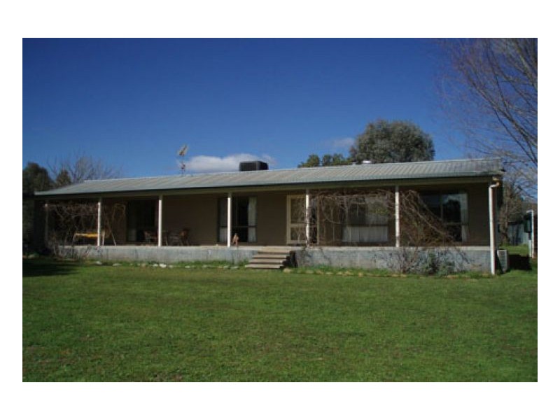 BELMONT, Tamworth NSW 2340