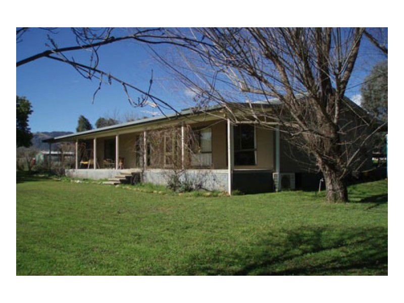 BELMONT, Tamworth NSW 2340