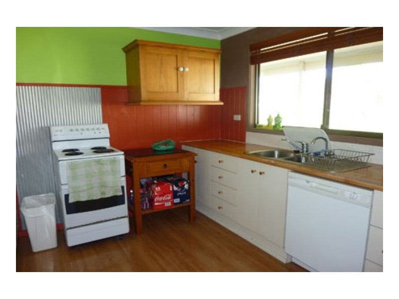 BELMONT, Tamworth NSW 2340