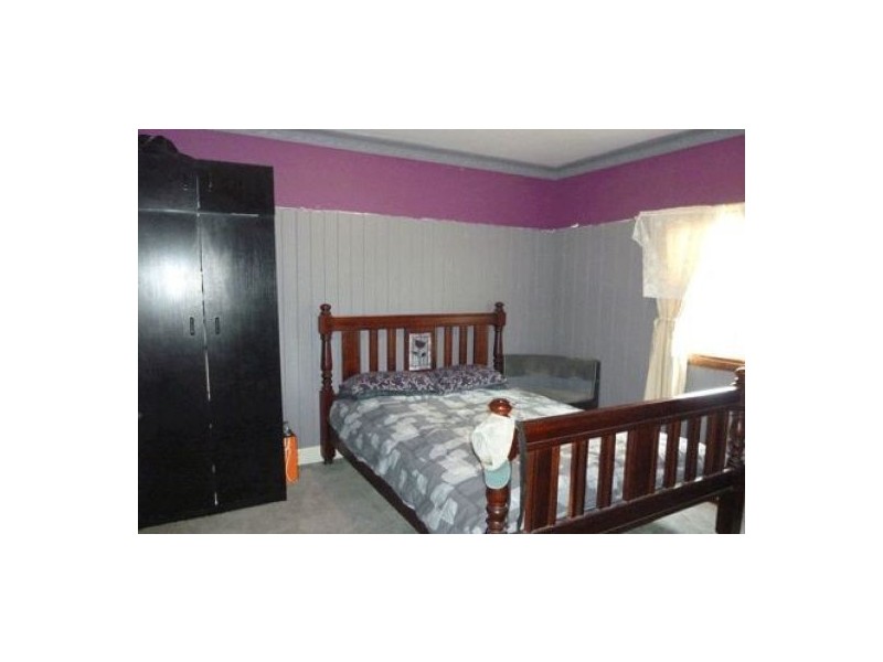 IONA, Tamworth NSW 2340