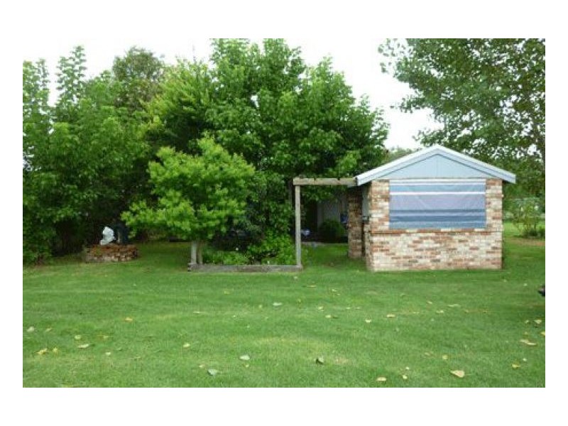 IONA, Tamworth NSW 2340