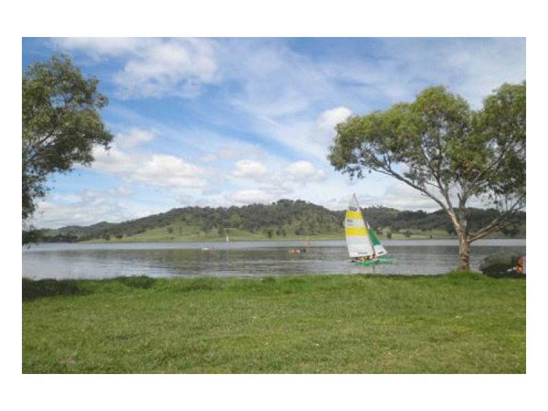 IONA, Tamworth NSW 2340