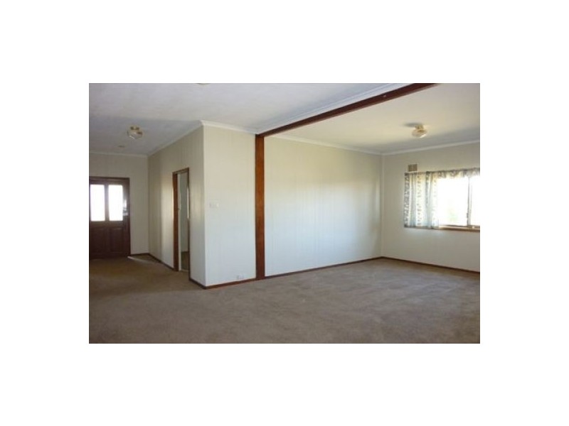 1A WARWICK ROAD – Hillview, Tamworth NSW 2340