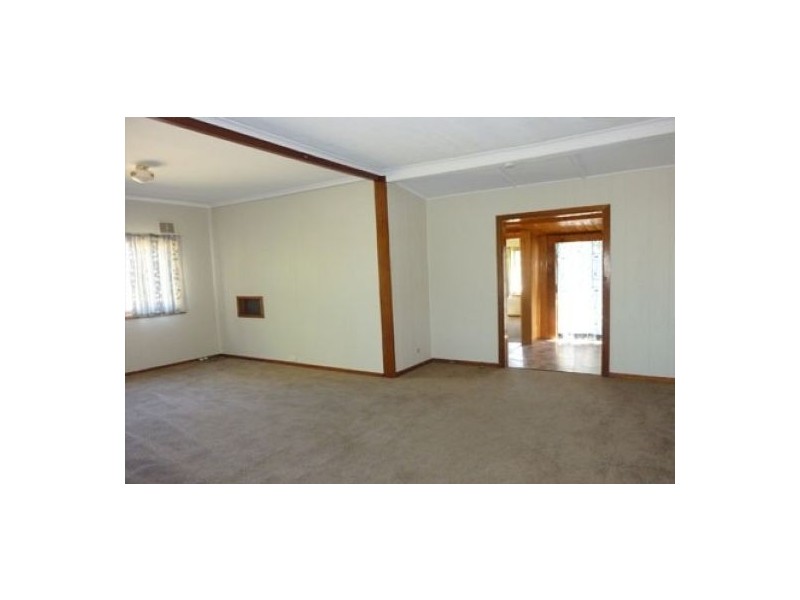 1A WARWICK ROAD – Hillview, Tamworth NSW 2340