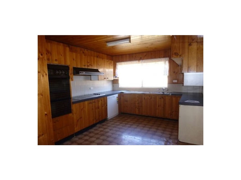 1A WARWICK ROAD – Hillview, Tamworth NSW 2340