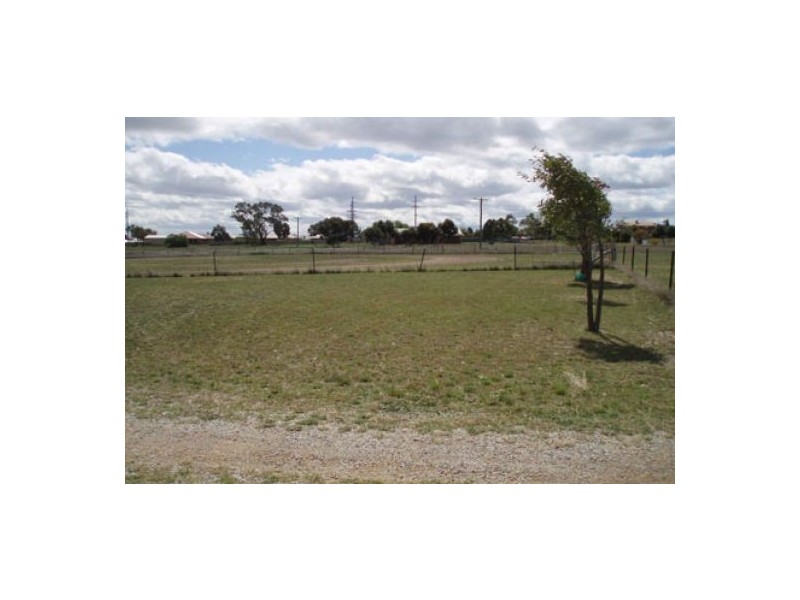 1A WARWICK ROAD – Hillview, Tamworth NSW 2340