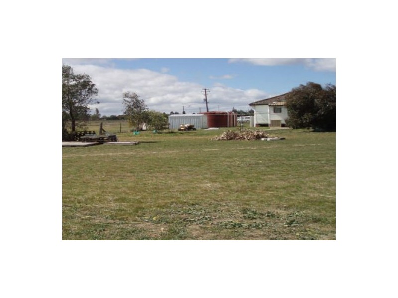 1A WARWICK ROAD – Hillview, Tamworth NSW 2340