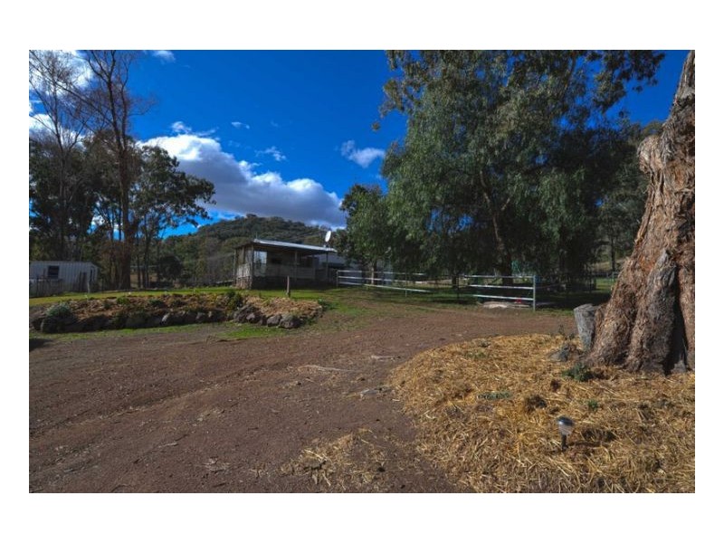 FROGHOLLOW, Woolomin NSW 2340