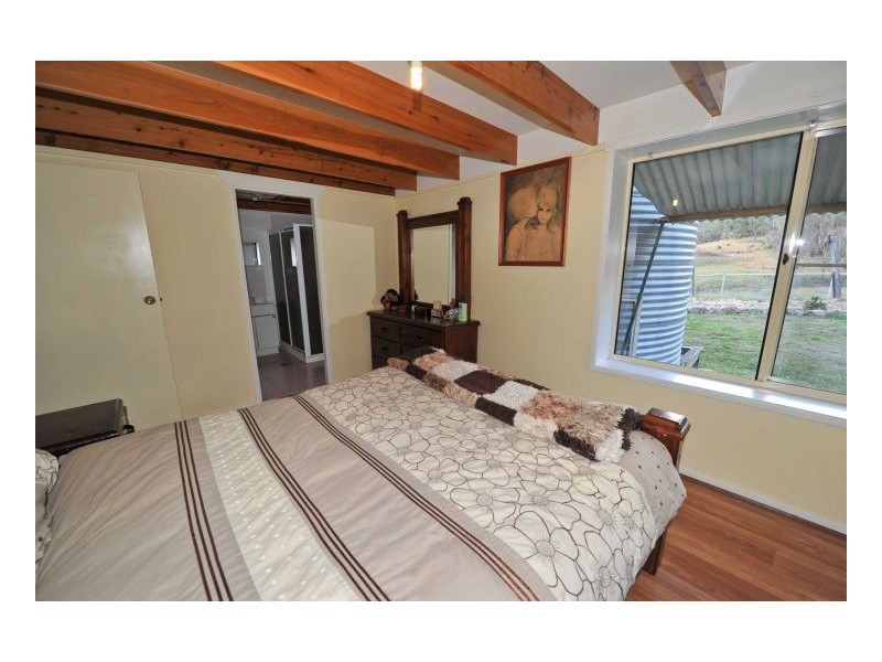 FROGHOLLOW, Woolomin NSW 2340