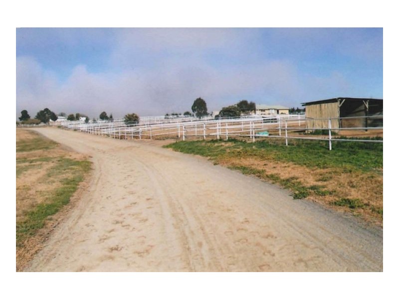 JASON PARK, Goulburn NSW 2580