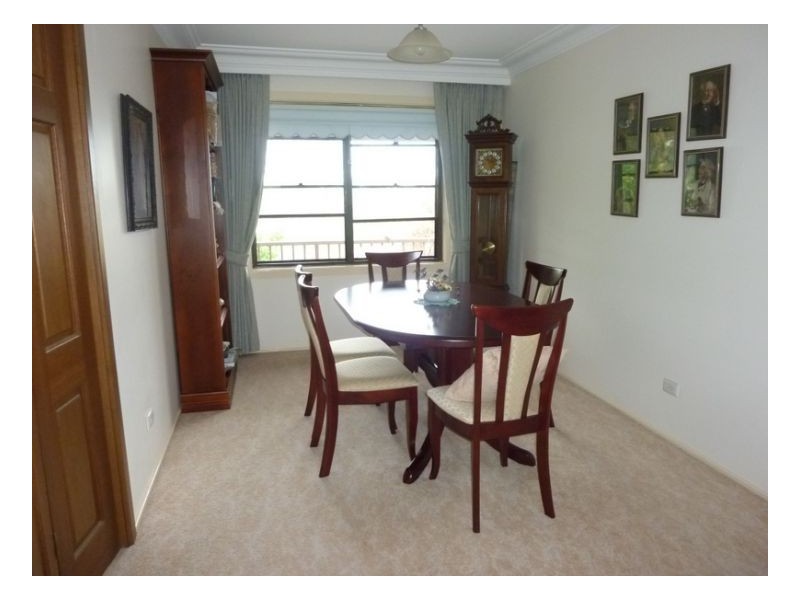 11 DEKALB STREET, Tamworth NSW 2340