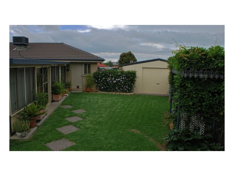 1 CAMIRA CRESCENT, Tamworth NSW 2340