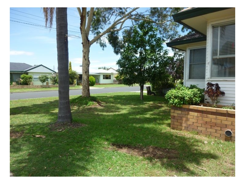 34 EDINBURGH STREET, Tamworth NSW 2340