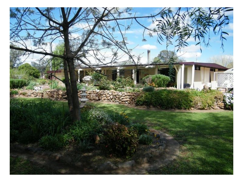 66 Elizabeth Street, Wallabadah NSW 2343