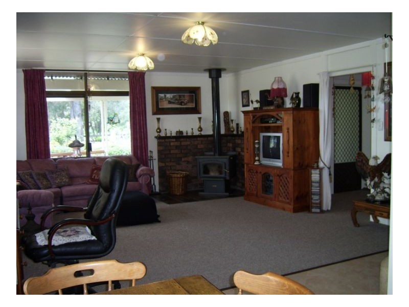 66 Elizabeth Street, Wallabadah NSW 2343