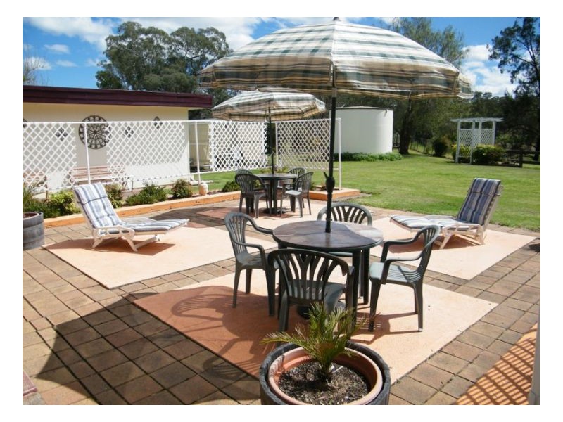 66 Elizabeth Street, Wallabadah NSW 2343