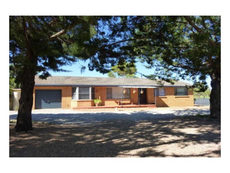 BARBELLA, Tamworth NSW 2340