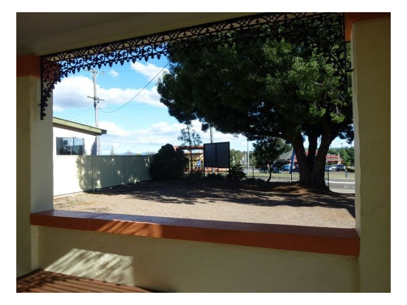 518 PEEL STREET, Tamworth NSW 2340