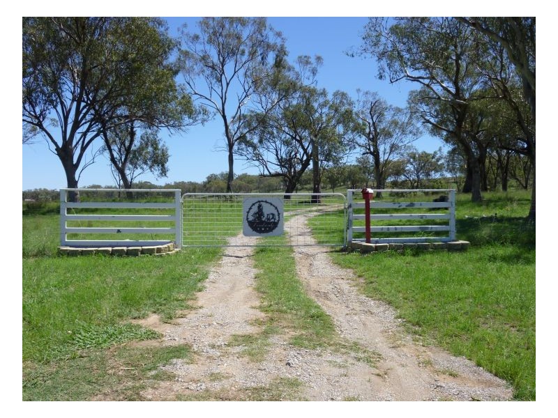 LOMBARDY, Tamworth NSW 2340