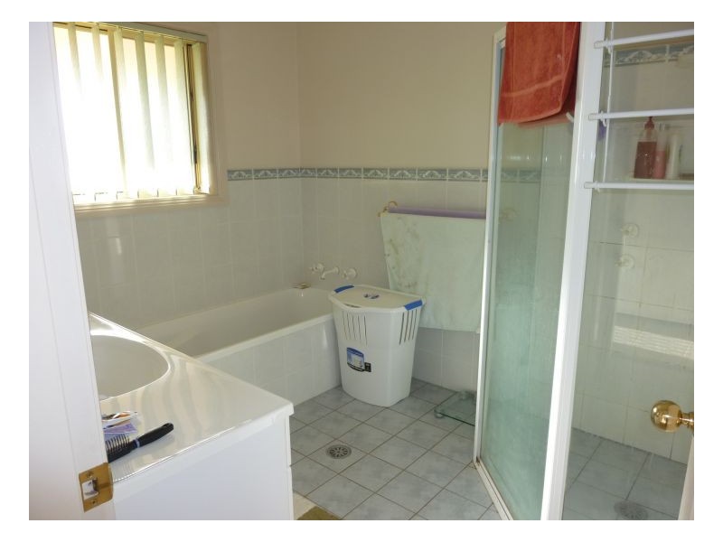 924 WARRAL ROAD, Tamworth NSW 2340