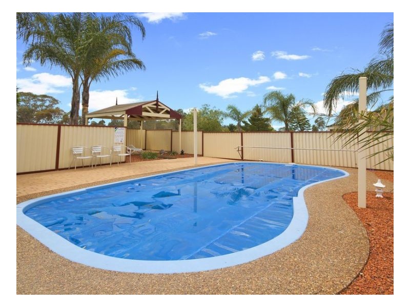 8 WARWICK ROAD, Tamworth NSW 2340