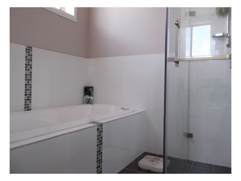 NAZ-TON PARK – Garthowen, Tamworth NSW 2340