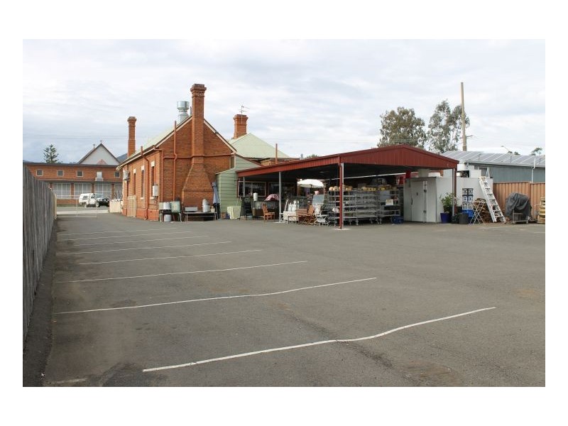 67 Denison Street, Tamworth NSW 2340