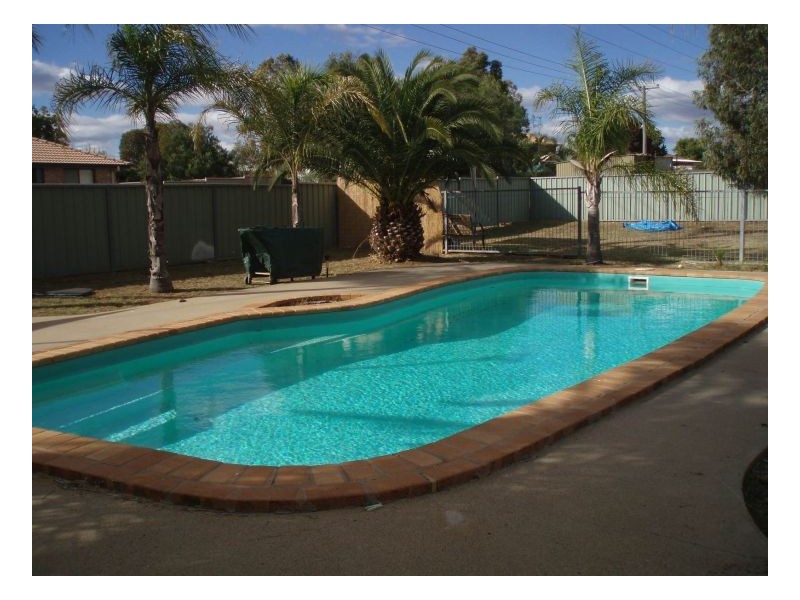 3 Warwick Road, Tamworth NSW 2340