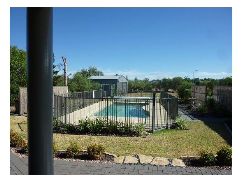 1 NARRAN PLACE, Tamworth NSW 2340