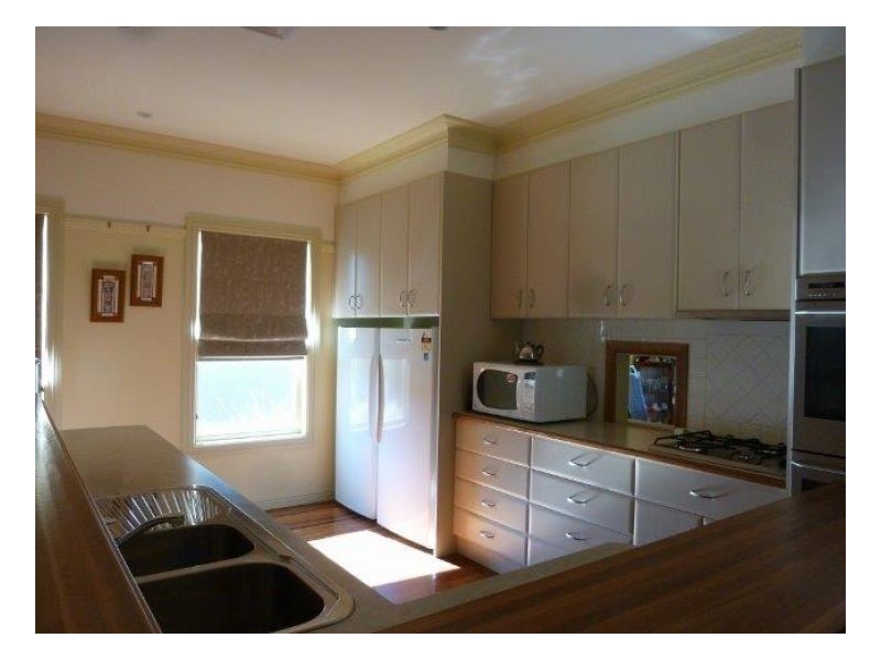 1 NARRAN PLACE, Tamworth NSW 2340