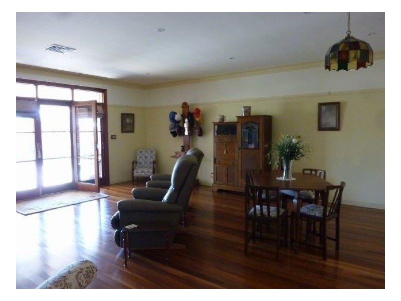 1 NARRAN PLACE, Tamworth NSW 2340