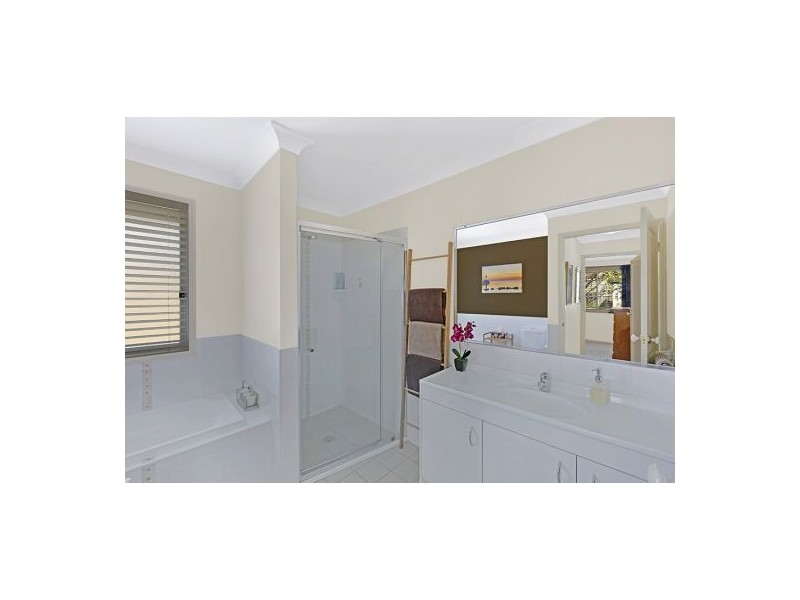 21 Mcgirr Avenue, The Entrance NSW 2261