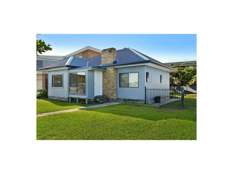 123-125 Ocean Parade, Blue Bay NSW 2261