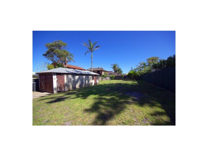 59 Boondilla Rd, The Entrance NSW 2261