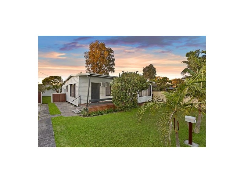 24 Second Avenue, Toukley NSW 2263