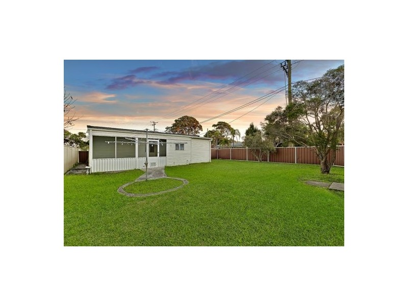 24 Second Avenue, Toukley NSW 2263