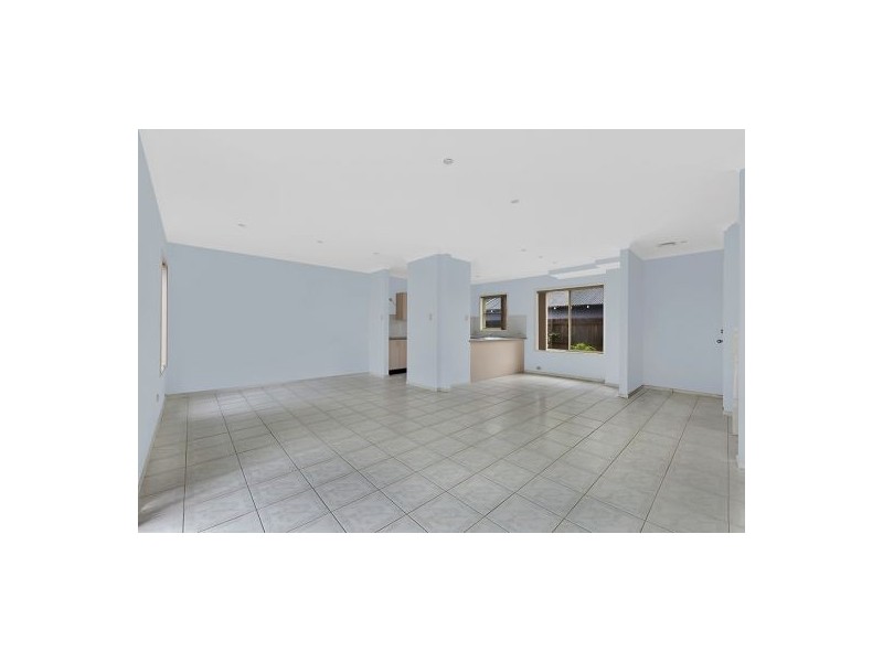 2/63 Warrigal Street, The Entrance NSW 2261