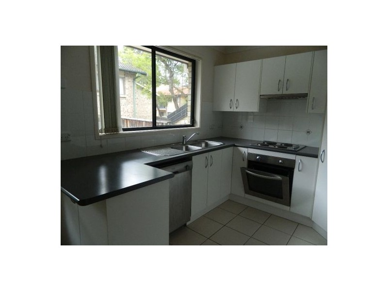 18/43-45 Donnison St, Gosford NSW 2250