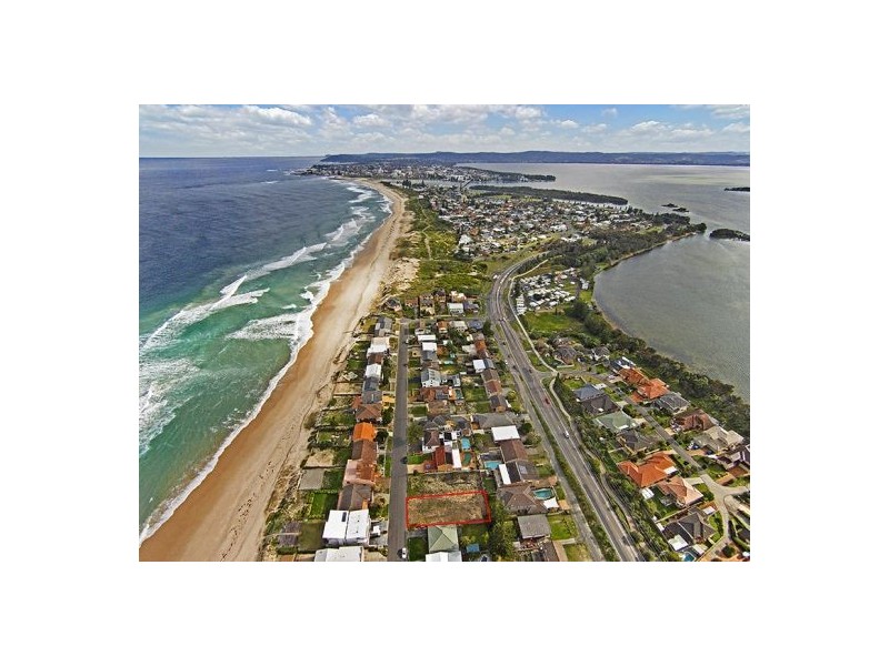 32 Curtis Parade, The Entrance North NSW 2261