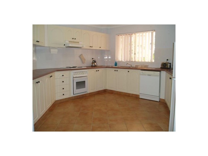 8/9 Bayview Ave, The Entrance NSW 2261